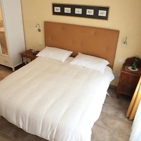 Anice Guesthouse 4*